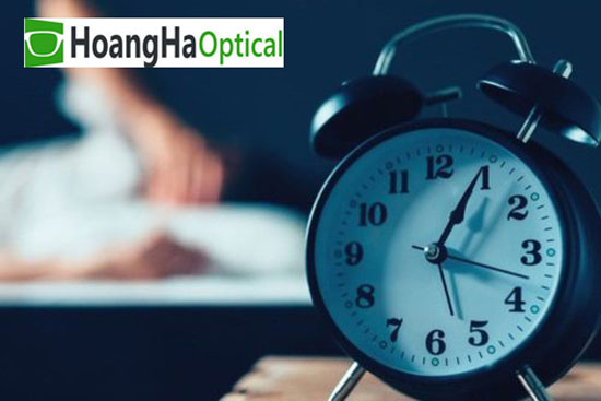 ánh sáng xanh ảnh hưởng như thế nào đến giấc ngủ